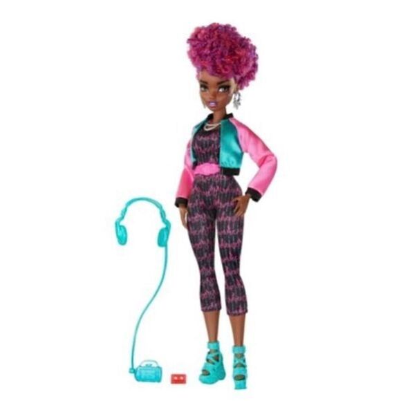 Wild Hearts Crew - Cori Cruize Walkman Doll - Picture 6 of 9